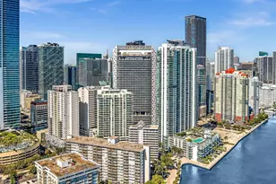 1300 Brickell Bay Dr, Miami, FL 33131 - Photo 26