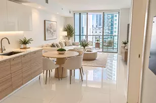 1300 Brickell Bay Dr, Miami, FL 33131 - Photo 2
