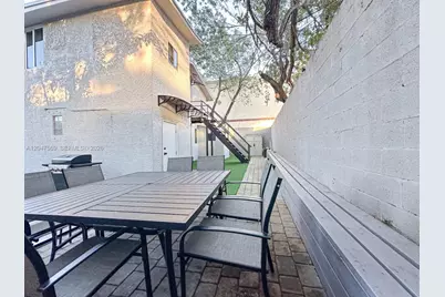 174 NE 55th St #1, Miami, FL 33137 - Photo 22