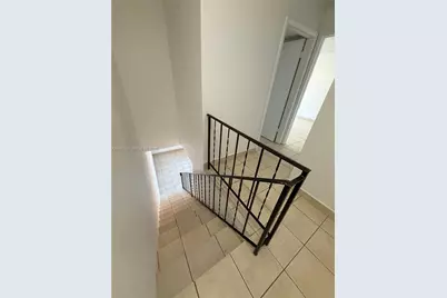 1305 W 53rd St #406, Hialeah, FL 33012 - Photo 20