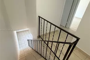 1305 W 53rd St, Hialeah, FL 33012 - Photo 20