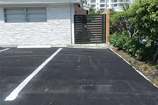 [Address not provided], Fort Lauderdale, FL 33316 - Photo 2