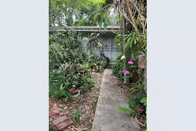 8285 SW 47th St, Miami, FL 33155 - Photo 4