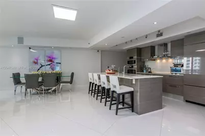 17201 Collins Ave #1807, Sunny Isles Beach, FL 33160 - Photo 6