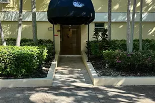 427 Santander Ave, Coral Gables, FL 33134 - Photo 2