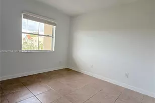 8260 SW 210th St, Cutler Bay, FL 33189 - Photo 12