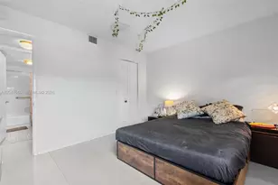 1251 SW 125th Ave, Pembroke Pines, FL 33027 - Photo 18