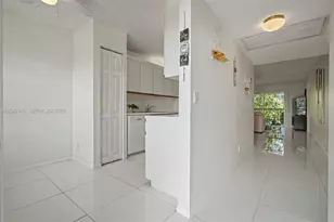 1251 SW 125th Ave, Pembroke Pines, FL 33027 - Photo 10