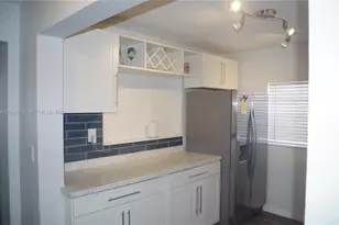 5465 N Andrews Ave, Oakland Park, FL 33309 - Photo 6