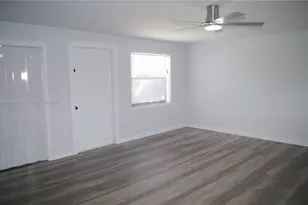 5465 N Andrews Ave, Oakland Park, FL 33309 - Photo 8