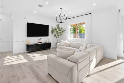 17901 SW 152nd Ave, Miami, FL 33187 - Photo 4