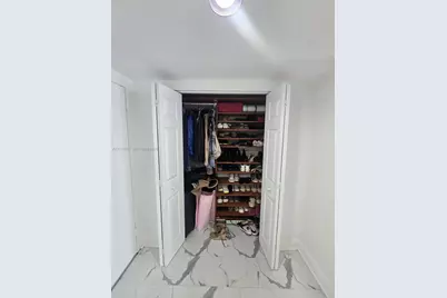 [Address not provided], Miami, FL 33131 - Photo 6