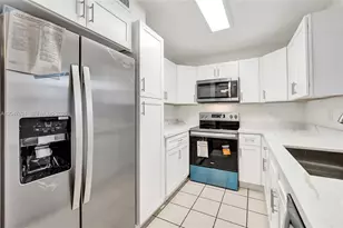 5028 SW 121st Ave, Cooper City, FL 33330 - Photo 6