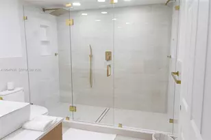 3051 N Course Dr, Pompano Beach, FL 33069 - Photo 32