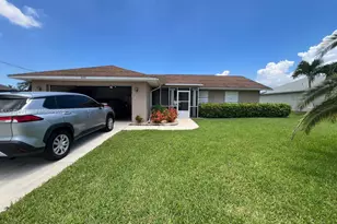 3207 SE 1st Pl, Cape Coral, FL 33904 - Photo 2