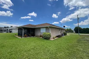 3207 SE 1st Pl, Cape Coral, FL 33904 - Photo 6