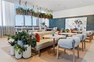 77 SE 5th St, Miami, FL 33131 - Photo 30