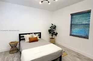 1040 Lenox Ave., Miami Beach, FL 33139 - Photo 6