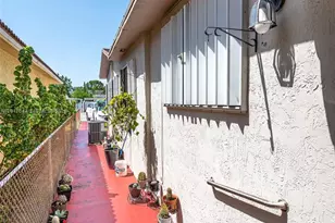 525 E 24th St, Hialeah, FL 33013 - Photo 18