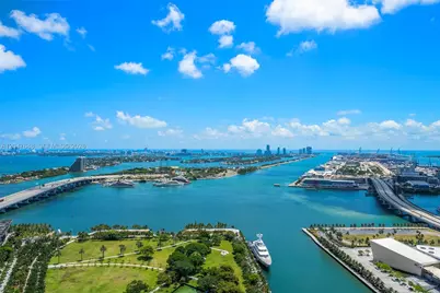 900 Biscayne Blvd #4202, Miami, FL 33132 - Photo 1