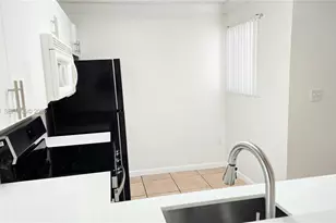 15771 SW 137th Ave, Miami, FL 33177 - Photo 10