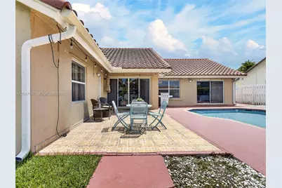 16203 NW 8th Dr, Pembroke Pines, FL 33028 - Photo 38