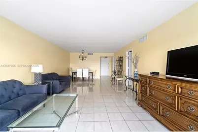 4500 Gefion Ct #304, Lake Worth, FL 33467 - Photo 8