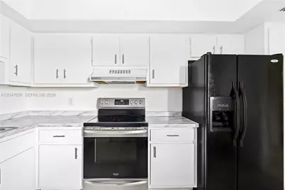 4500 Gefion Ct #304, Lake Worth, FL 33467 - Photo 2