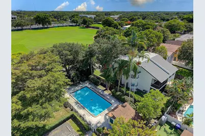 2822 N 34th Ave, Hollywood, FL 33021 - Photo 32