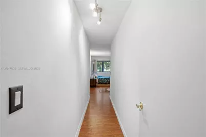 2822 N 34th Ave, Hollywood, FL 33021 - Photo 24