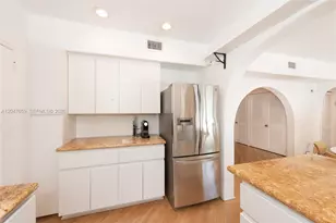 9940 Collins Ave, Bal Harbour, FL 33154 - Photo 12