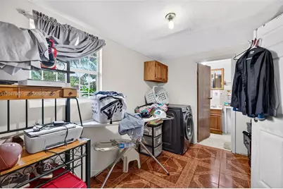 721 N 69th Ave, Hollywood, FL 33024 - Photo 28