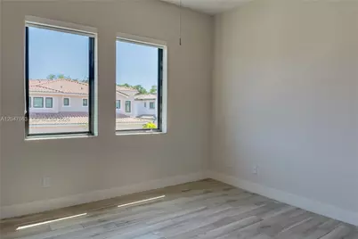 3412 Emerson Ln, Hollywood, FL 33312 - Photo 16