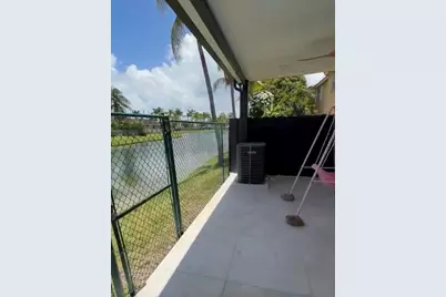 10904 SW 240th Ln, Homestead, FL 33032 - Photo 10