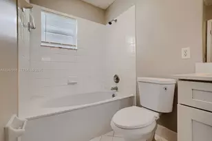2296 NW 170th Ave, Pembroke Pines, FL 33028 - Photo 26