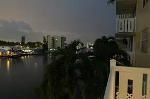 7900 Tatum Waterway Dr, Miami Beach, FL 33141 - Photo 38