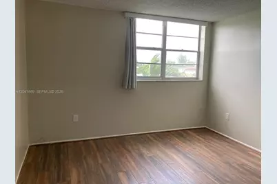 7900 Tatum Waterway Dr #305, Miami Beach, FL 33141 - Photo 6