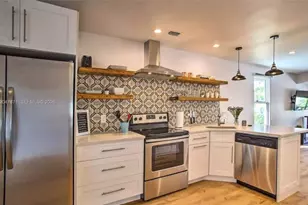1108 NE 2nd Ave, Fort Lauderdale, FL 33304 - Photo 2