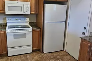 410 NW 68th Ave, Plantation, FL 33317 - Photo 6