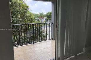 4540 NW 107th Ave, Doral, FL 33178 - Photo 4