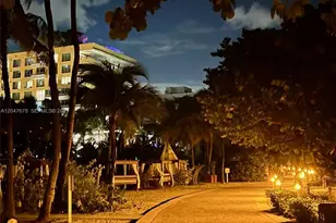 345 Ocean Dr, Miami Beach, FL 33139 - Photo 24
