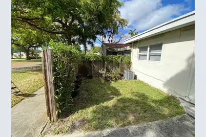 410 Pinecrest Dr #1, Miami Springs, FL 33166 - Photo 40