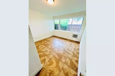 410 Pinecrest Dr #1, Miami Springs, FL 33166 - Photo 6