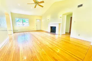 410 Pinecrest Dr, Miami Springs, FL 33166 - Photo 20