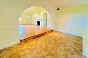 410 Pinecrest Dr, Miami Springs, FL 33166 - Photo 16
