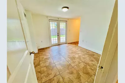 410 Pinecrest Dr #1, Miami Springs, FL 33166 - Photo 14