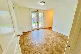 410 Pinecrest Dr, Miami Springs, FL 33166 - Photo 14