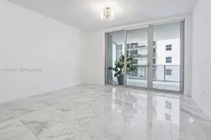 488 NE 18th St, Miami, FL 33132 - Photo 12