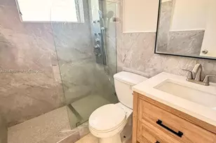 301 9th St, Hallandale Beach, FL 33009 - Photo 10