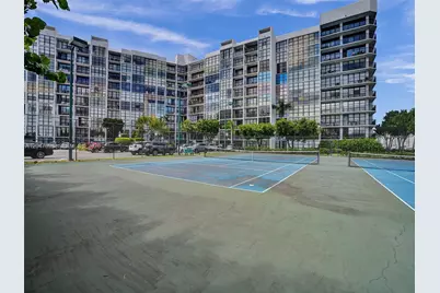 800 Parkview Dr #131, Hallandale Beach, FL 33009 - Photo 32